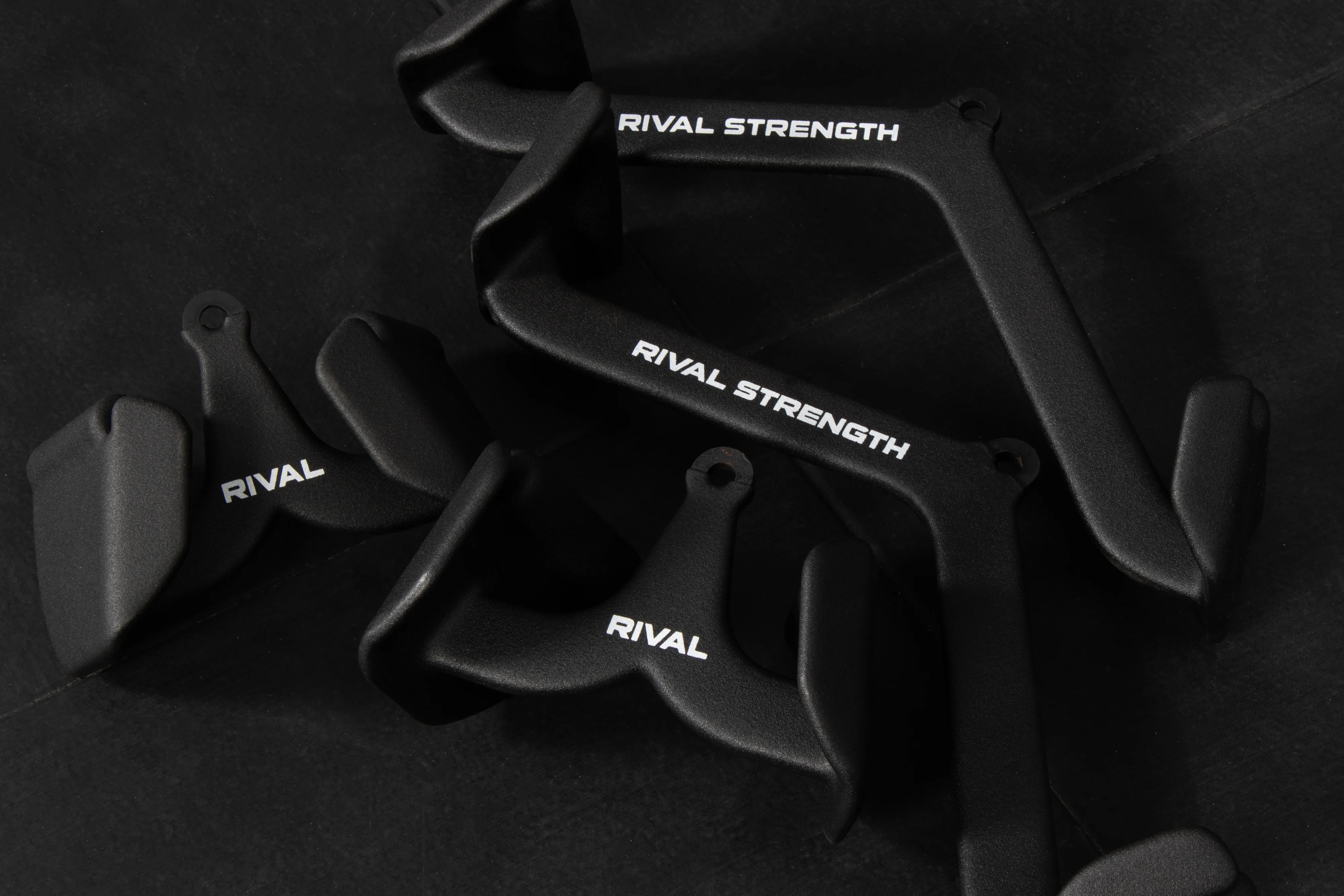 Rival Lat Pulldown - Medium (MAX Grip 2.0) - Image 2