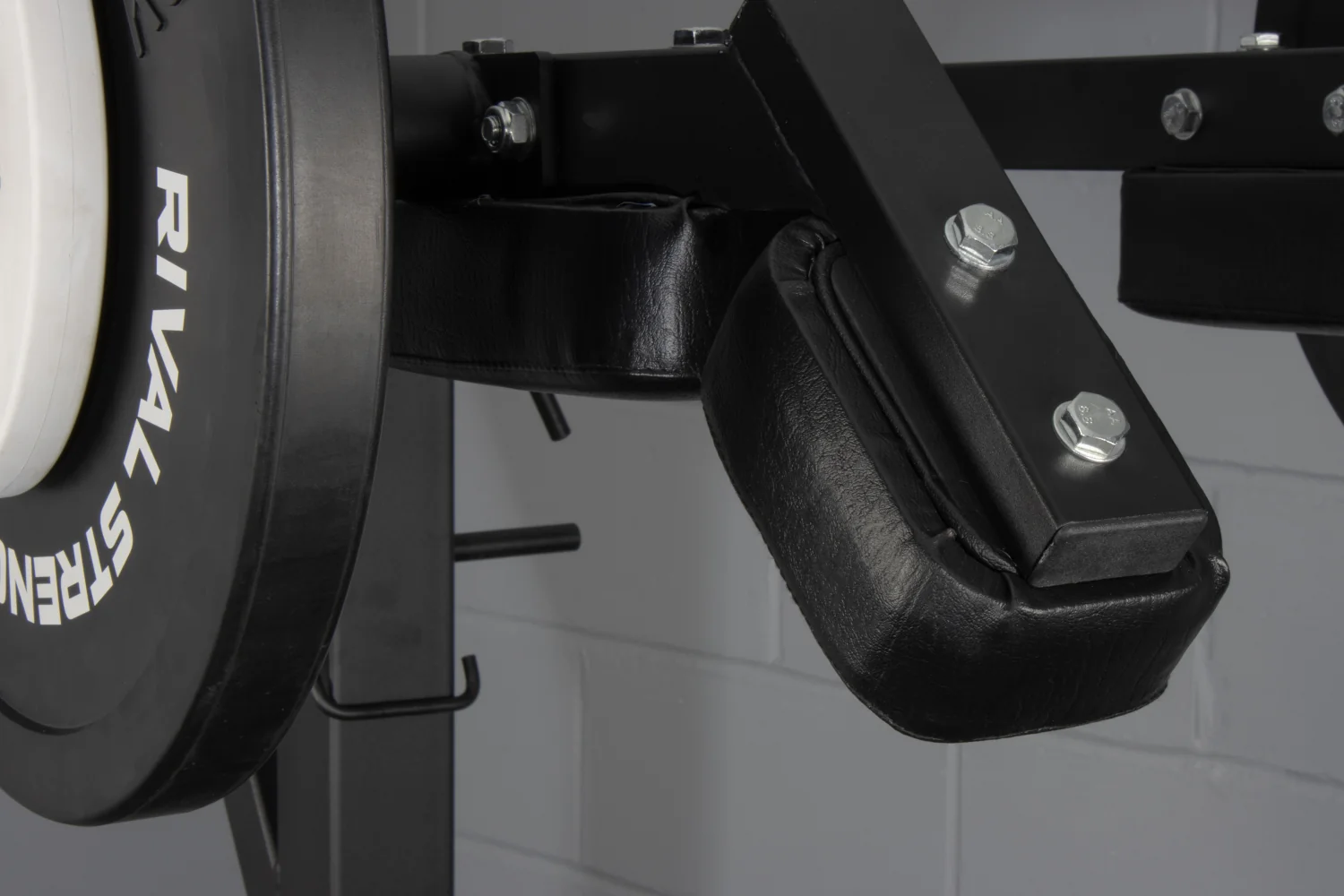 Rival Leverage Squat Machine - Image 4