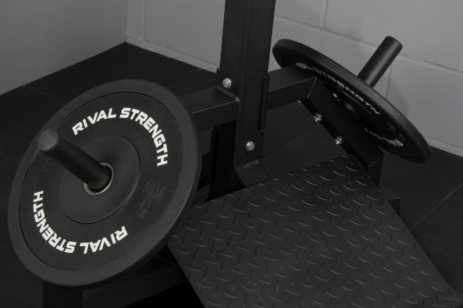 Rival Leverage Squat Machine - Image 5