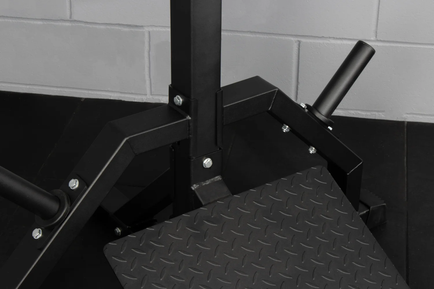 Rival Leverage Squat Machine - Image 7